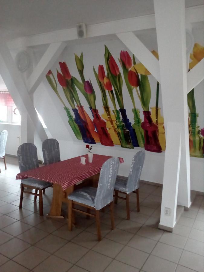 Hôtel Chrobry à Szprotawa Extérieur photo